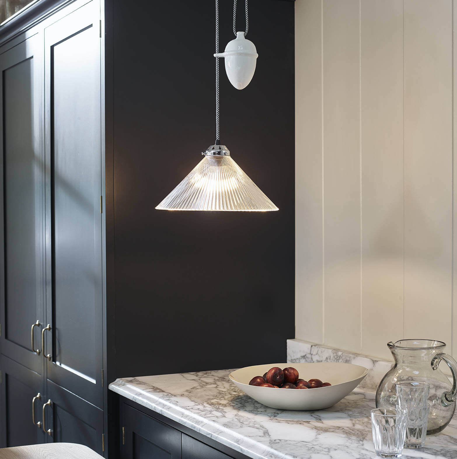 Conical Prismatic Rise and Fall Pendant Light